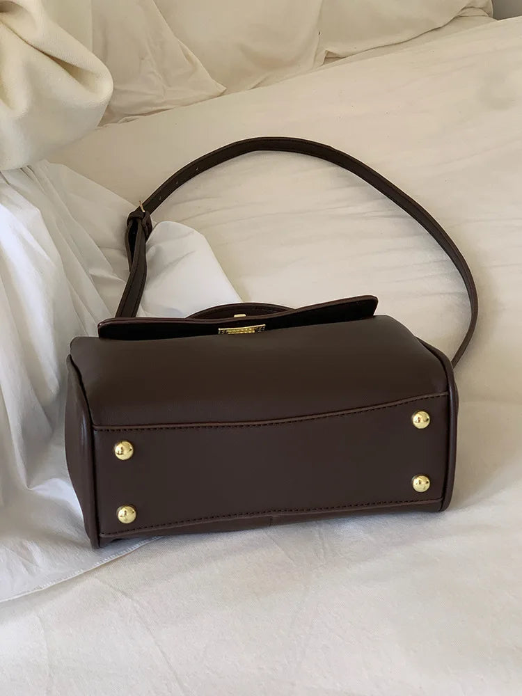 New autumn and winter retro mini crossbody bag, fashionable and casual