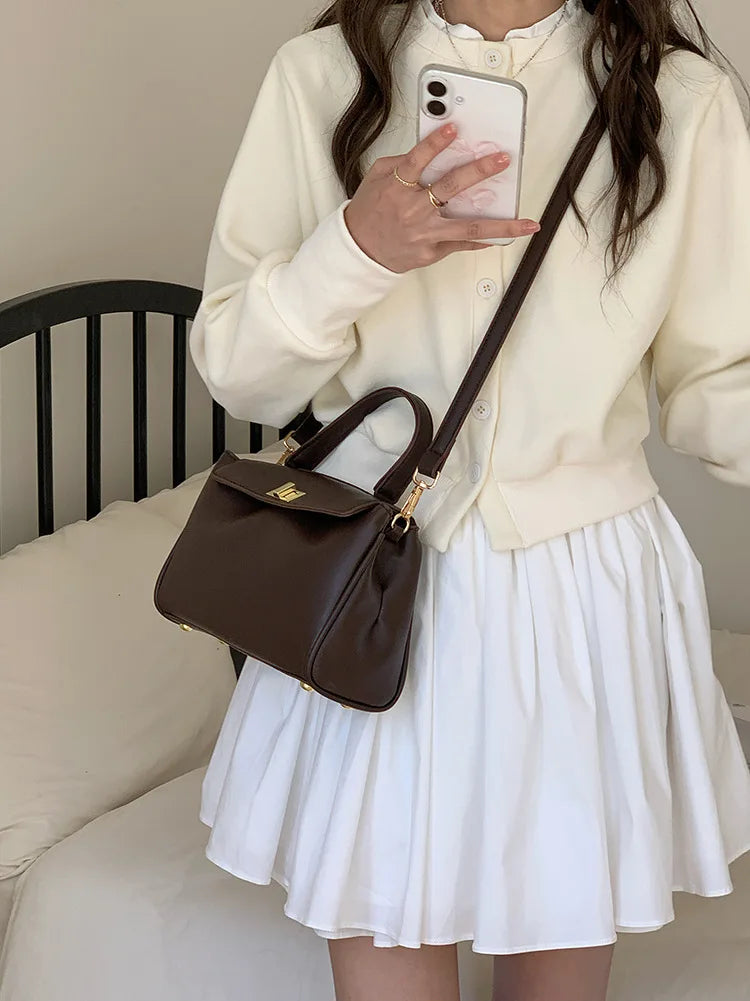 New autumn and winter retro mini crossbody bag, fashionable and casual