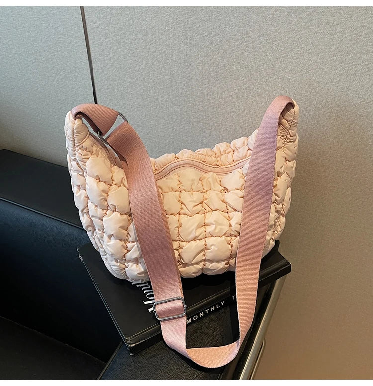 Autumn and winter cloud bag, female personality diamond grid shoulder bag