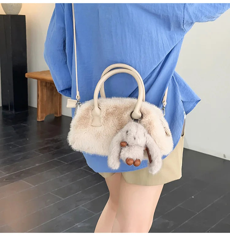Faux Fur Shoulder Crossbody Bag Plush Woman Handbag Winter Fashion Pillow
