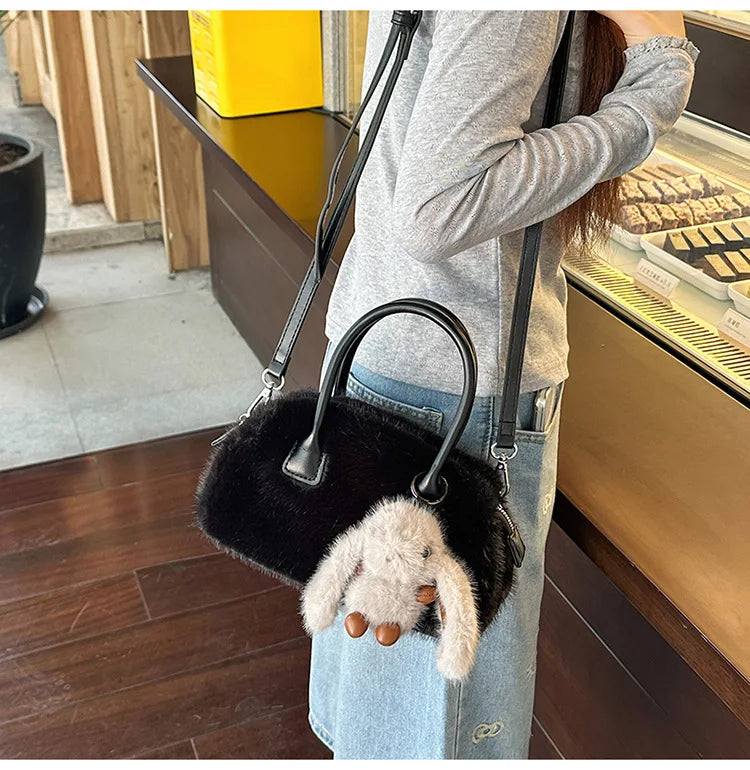 Faux Fur Shoulder Crossbody Bag Plush Woman Handbag Winter Fashion Pillow