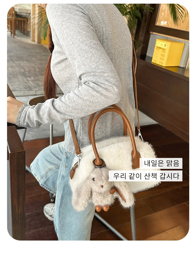 Faux Fur Shoulder Crossbody Bag Plush Woman Handbag Winter Fashion Pillow