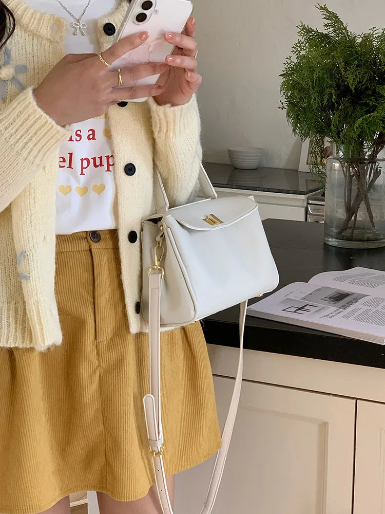 New autumn and winter retro mini crossbody bag, fashionable and casual