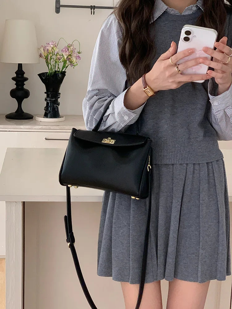 New autumn and winter retro mini crossbody bag, fashionable and casual