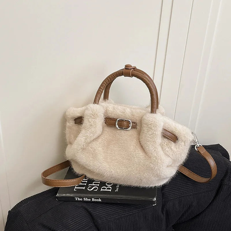 Women Shoulder Crossbody Bag Faux Fur Mini Bucket Bag Luxury Plush Commuter